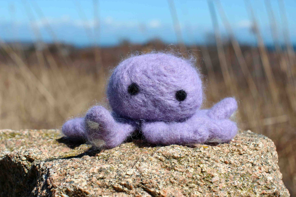 Octopus Needle Felting Kit - Woolbuddy, Felting Kit - Halcyon Yarn